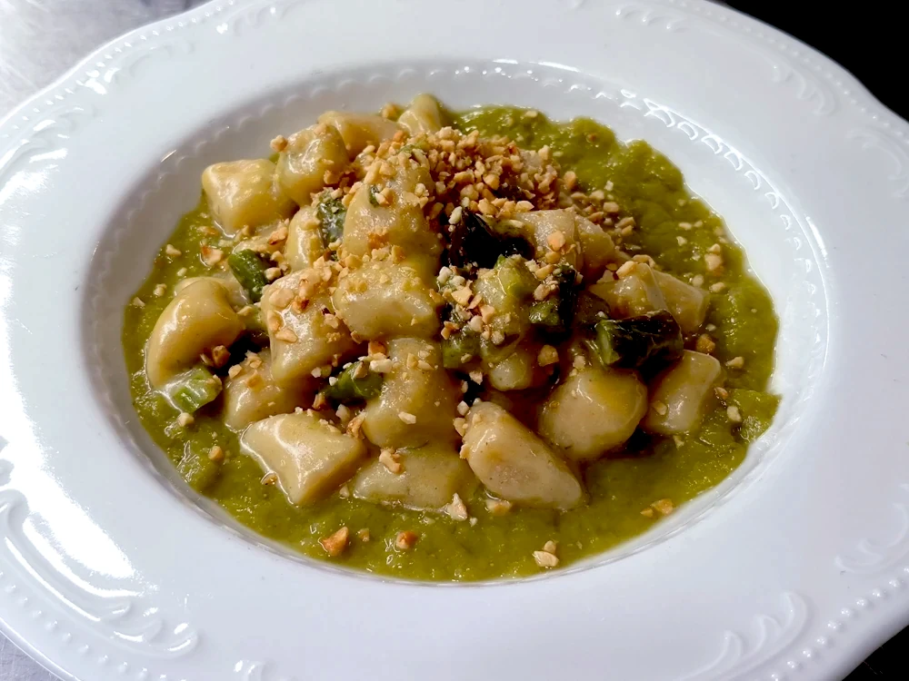 gnocchi-patate-nocciole-asparagi
