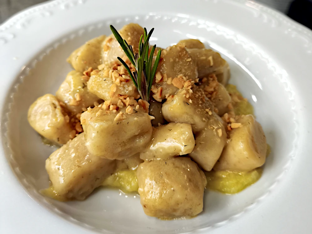 gnocchi-patate-nocciole-porri